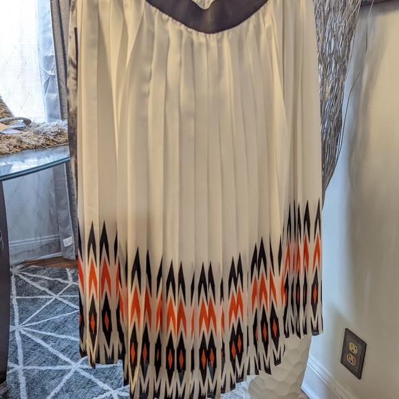 Worthington Geometric Skirt - Picture 1 of 4